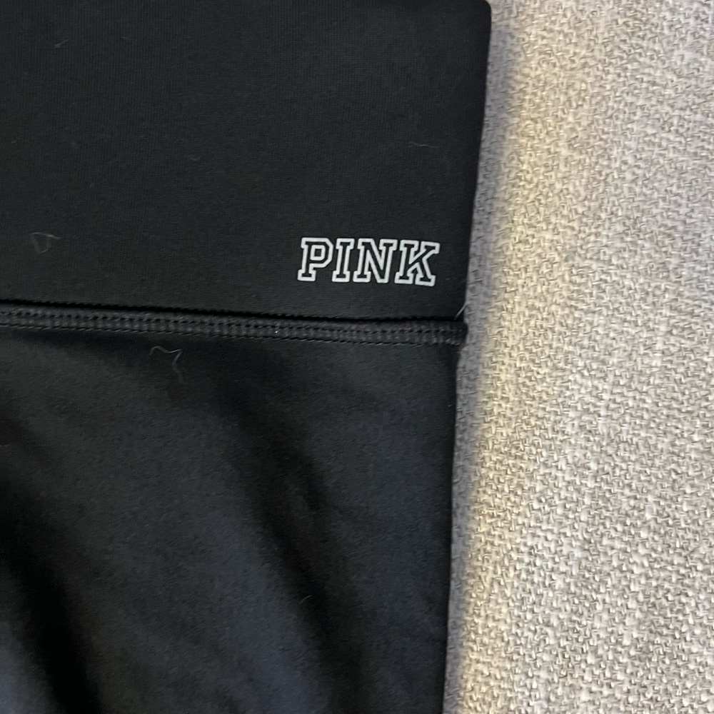 PINK Victorias Secret Capri length yoga pants